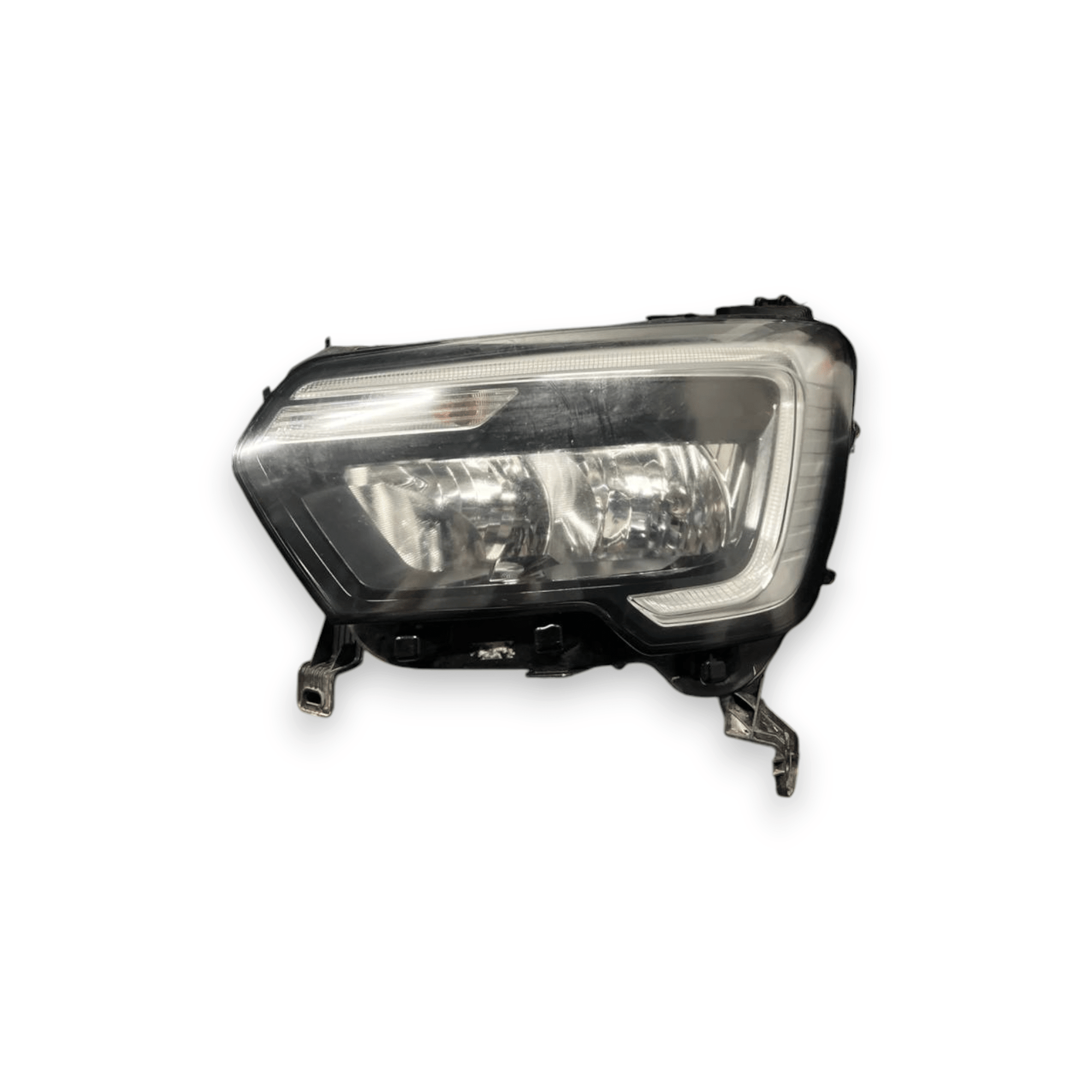 Faro / Fanale Led / Alogeno anteriore sinistro (sx) Renault Master III (2019 al 2024) cod: 260607867R - F&P CRASH SRLS - Ricambi Usati