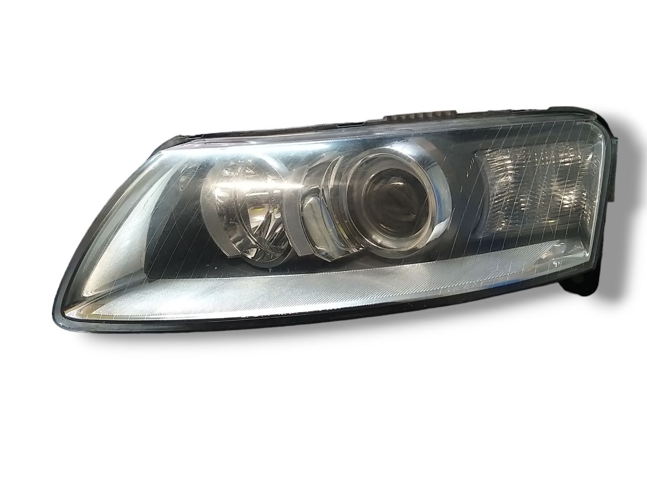 Faro / Fendinebbia Anteriore Sinistro Audi A6 C6 ( 2009 ) Cod : 084461112L - F&P CRASH SRLS - Ricambi Usati