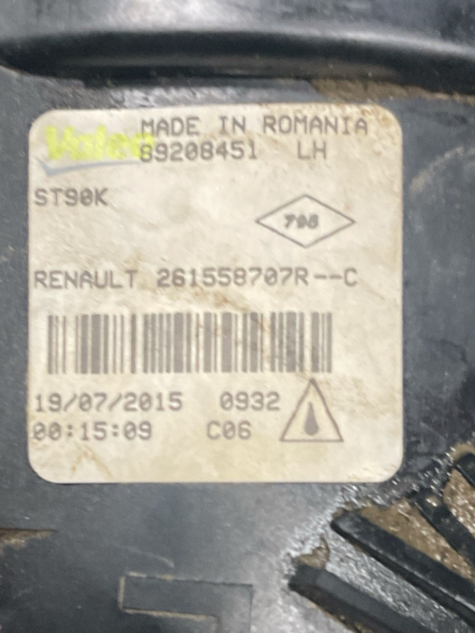 left front fog light renault kadjar (2015 - 2022) code:261558707r - F&P CRASH SRLS - Used Spare Parts
