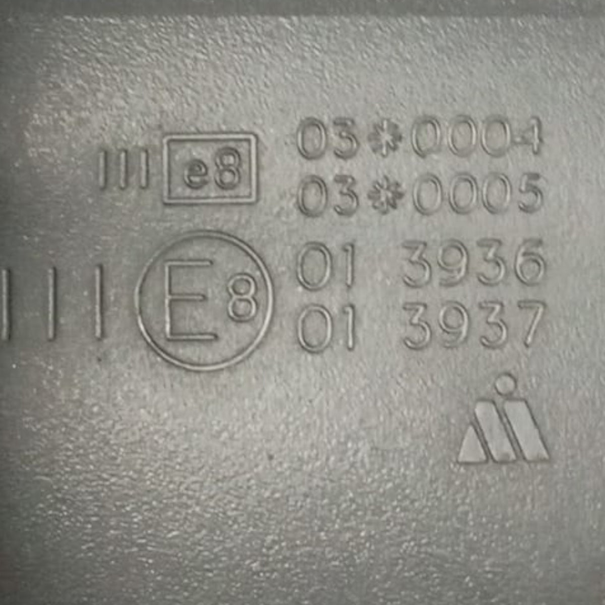 Ogledalo / ogledalce spredaj levo ford fiesta V koda e8030004 (2002 > 2008) 