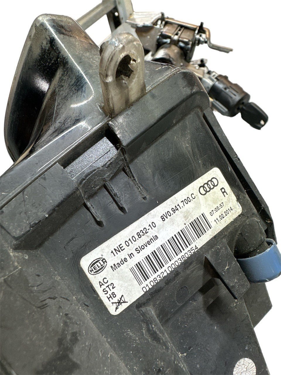 Fendinebbia destro Audi A3 ( 2012 ) cod. 1NE01083210 - F&P CRASH SRLS - Ricambi Usati