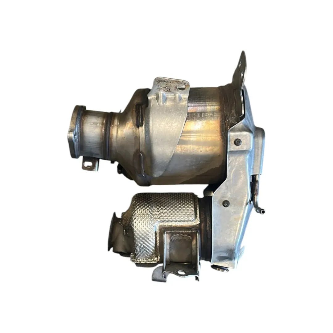 Dettaglio Filtro antiparticolato (FAP) Audi A4 8W 2015–2019 OEM 04L131670SX - foto 2