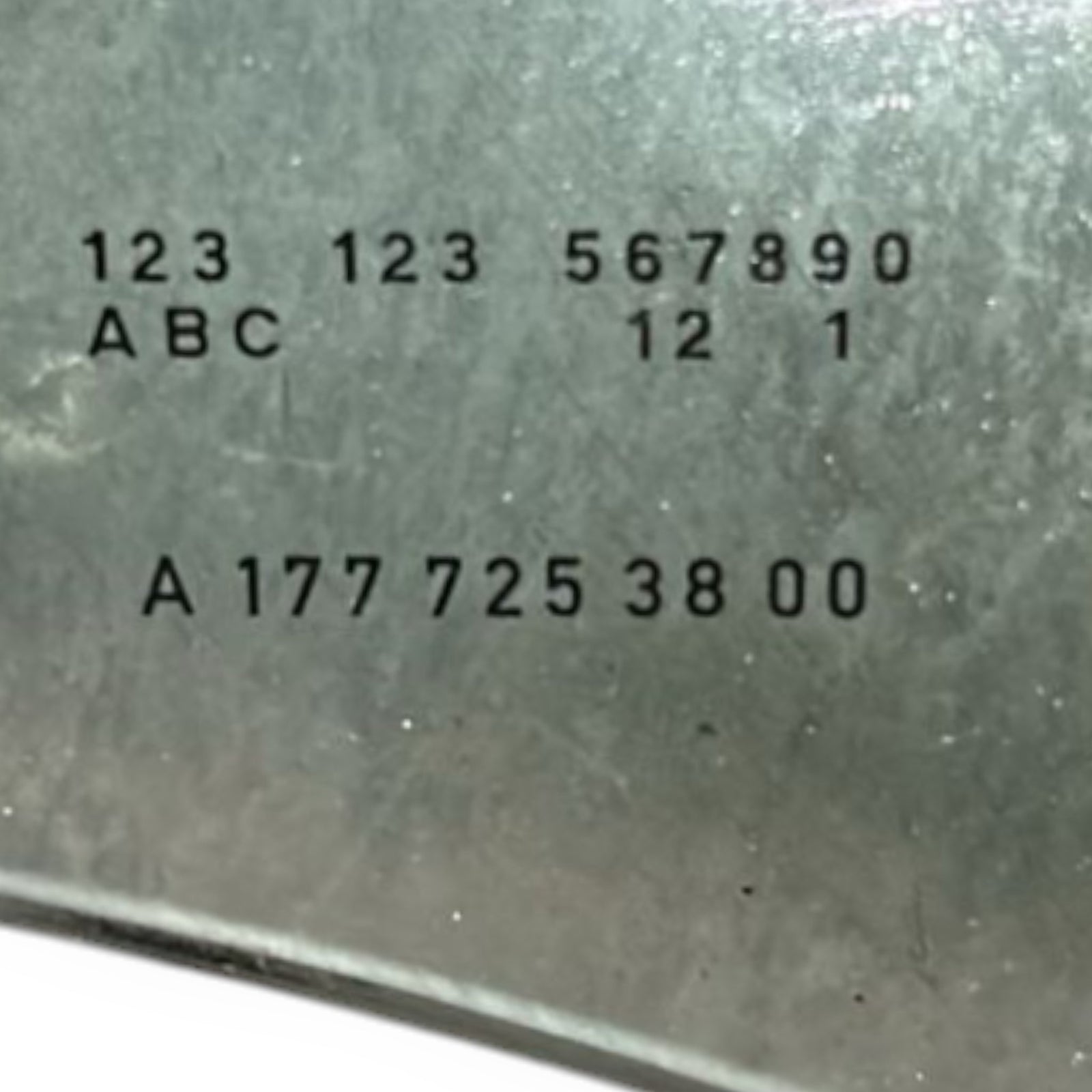 Window / Front Right Glass Mercedes Benz A-Class (W177) code A1777253800 (2018 > ) - F&P CRASH SRLS - Used Parts