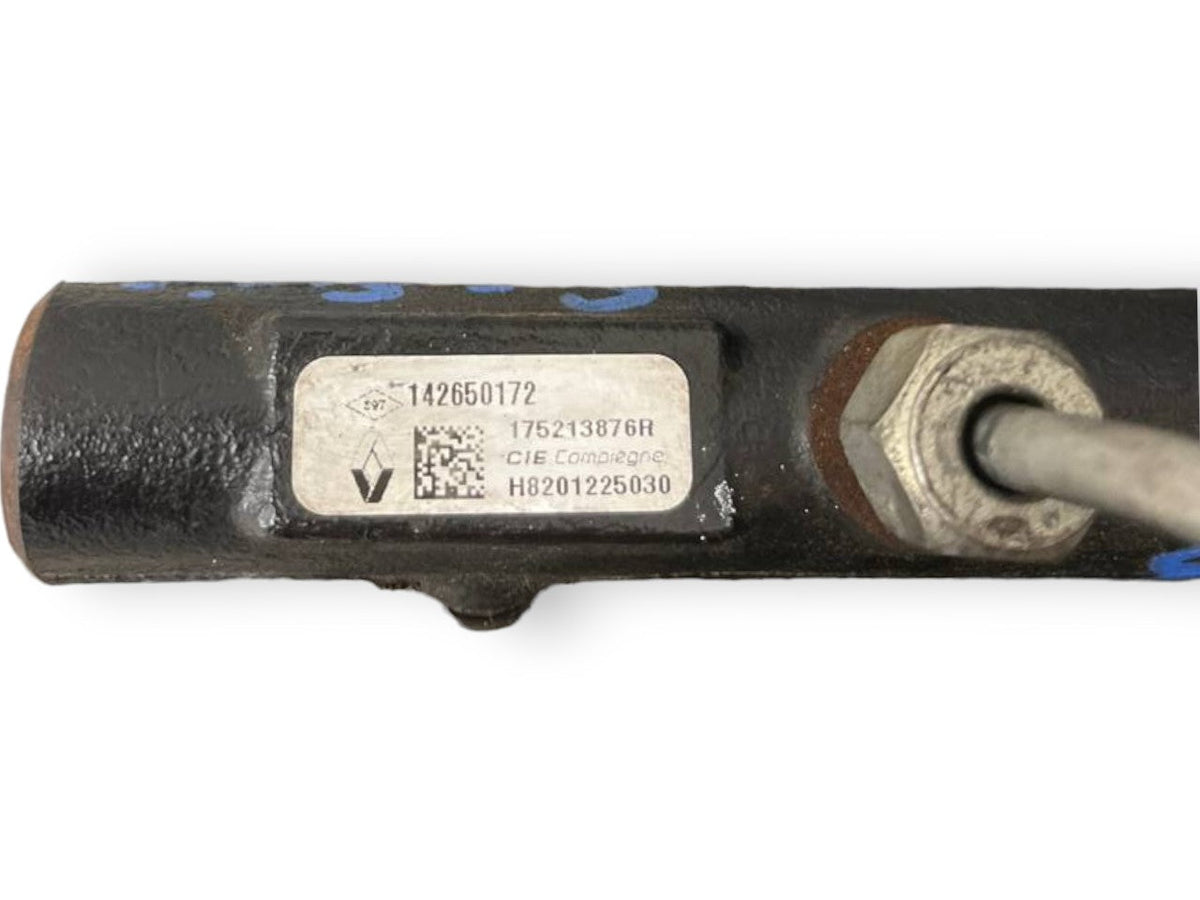 Flauto Iniettori Renault Scenic III / Megane III / Nissan Qashqaii J11 / Nissan Juke / Mercedes - Benz Classe A W176 1.5 Diesel (2014) cod: H8201225030 / 175213876R - F&P CRASH SRLS - Ricambi Usati