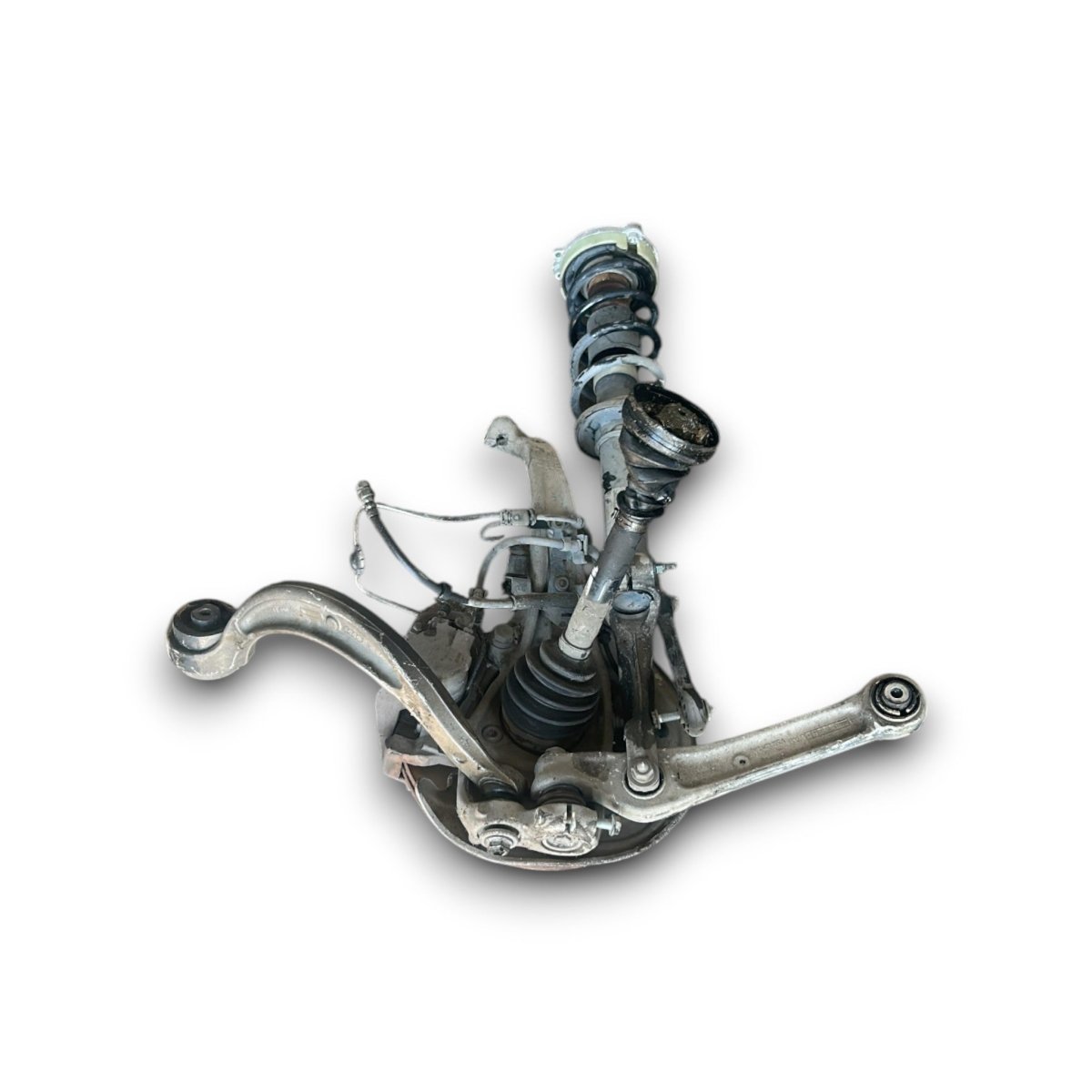 Fusello / mozzo anteriore sinistro Audi A4 (B9) 2.0 diesel (2015 > 2019) - F&P CRASH SRLS - Ricambi Usati