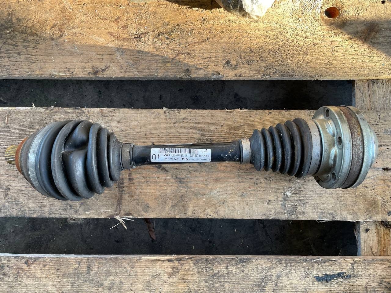 Giunto semiasse Anteriore sinistro Volkswagen Golf 7 2.0 tdi 5q0407271h - F&P CRASH SRLS - Ricambi Usati