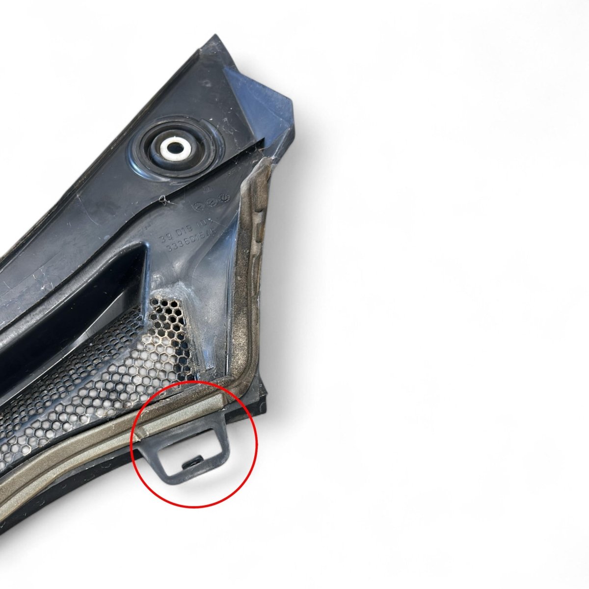 Gocciolatoio parabrezza anteriore Opel Astra K cod.333601545 (2015 > 2021) cod.39019109 - F&P CRASH SRLS - Ricambi Usati