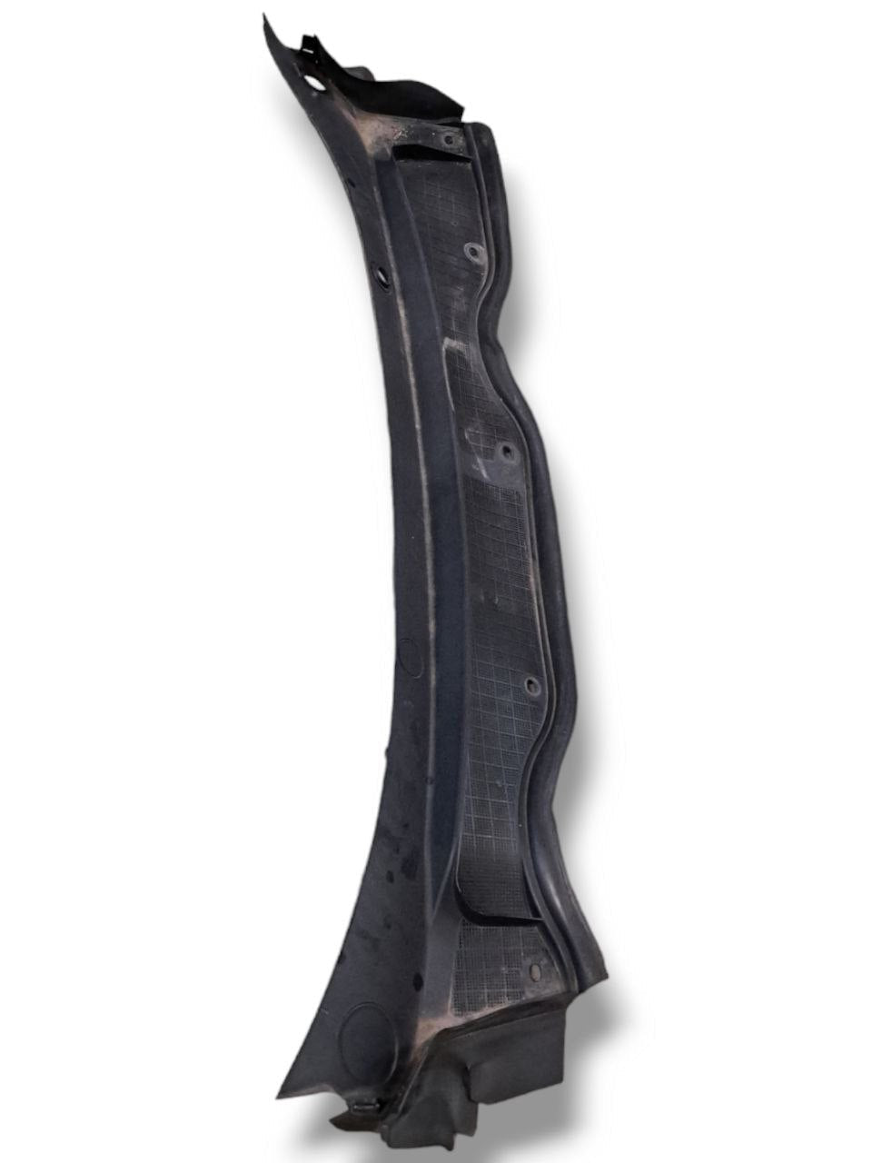 Drip tray Windshield Ford Fiesta mk7 (2017>) CODE:H1BB02222A - F&P CRASH SRLS - Used Parts