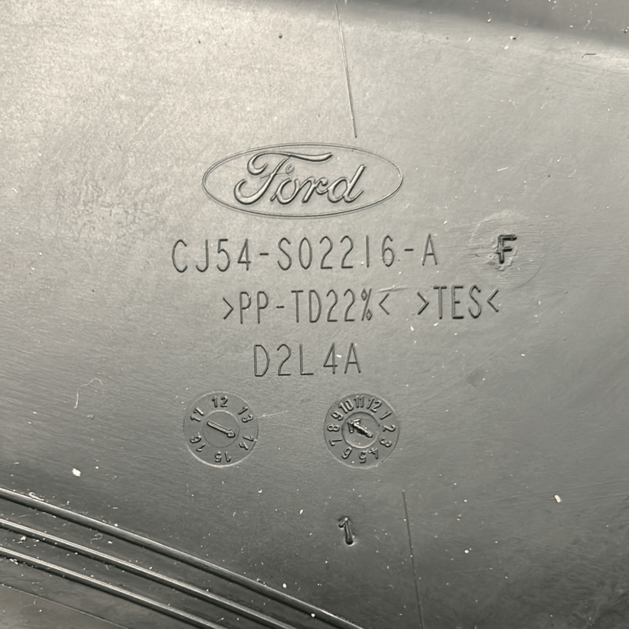 Gocciolatoio Parabrezza Ford Kuga cod:CJ54 - S02216 - A (2012 > 2019) - F&P CRASH SRLS - Ricambi Usati