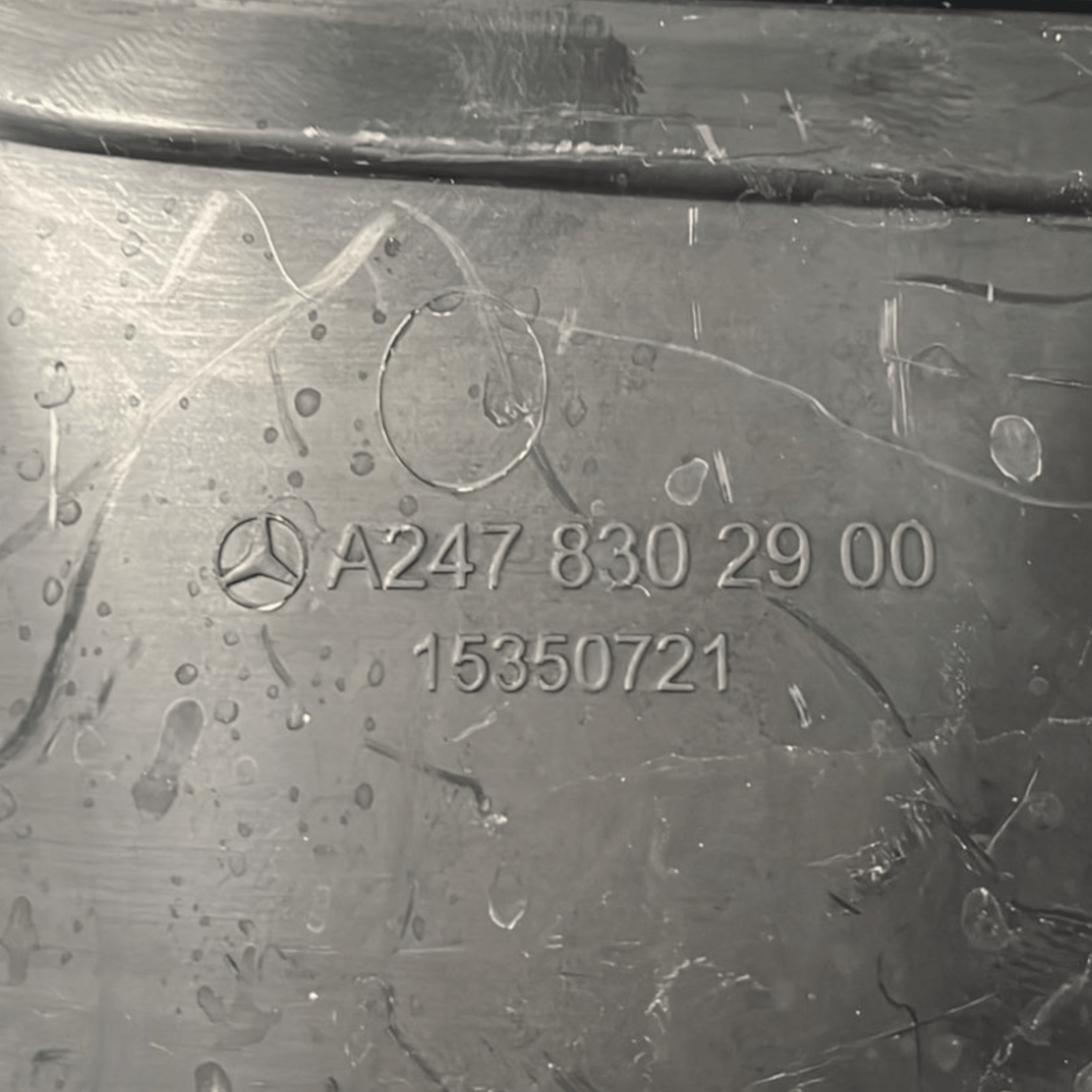 Gocciolatoio Parabrezza Mercedes - Benz GLB X247 (2019 - >) cod.A2478302900 - F&P CRASH SRLS - Ricambi Usati