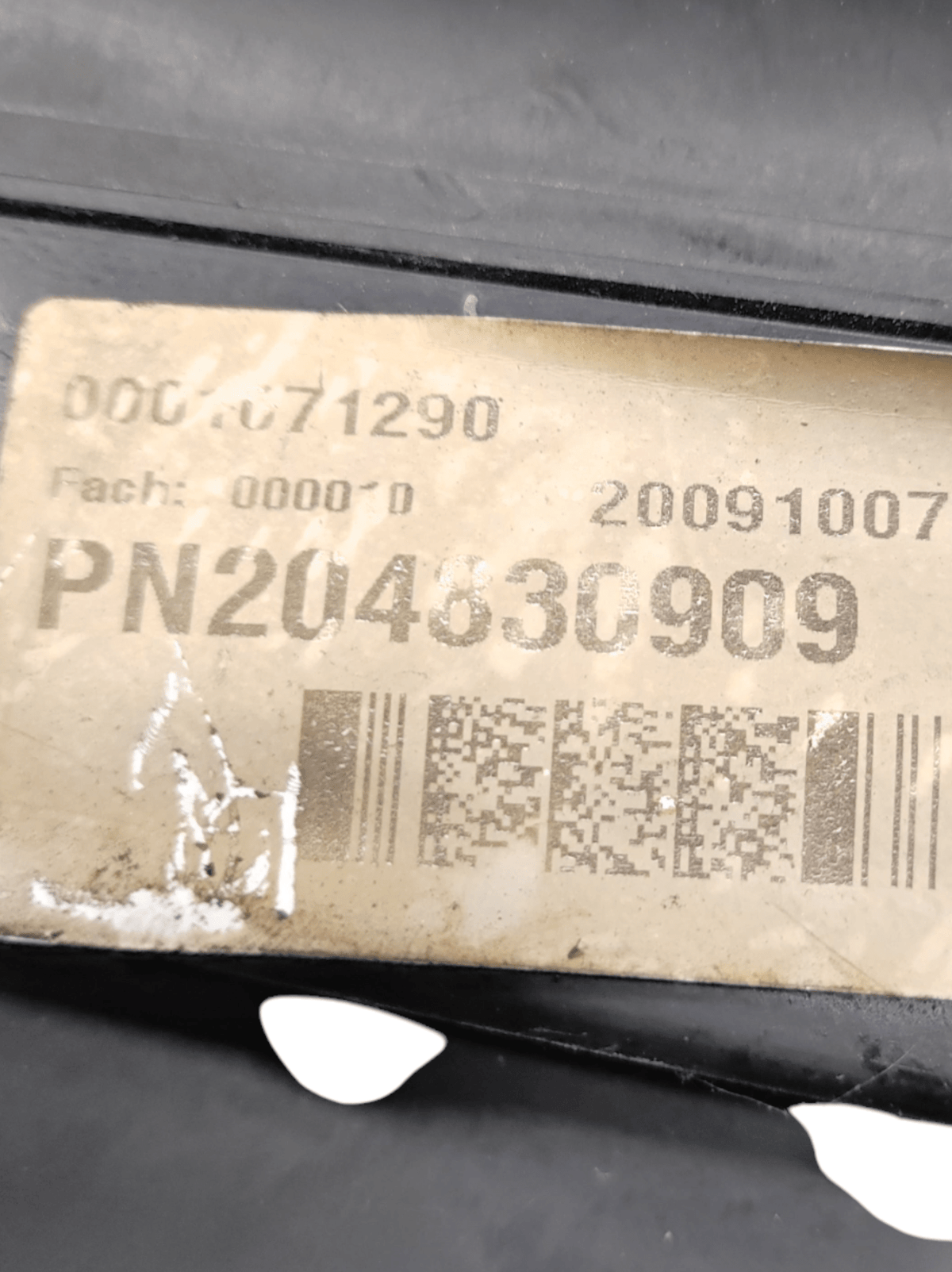 Drip Tray Windshield Mercedes GLK (X204) CODE: PN204830909 (2008 - 2015) - F&P CRASH SRLS - Used Parts