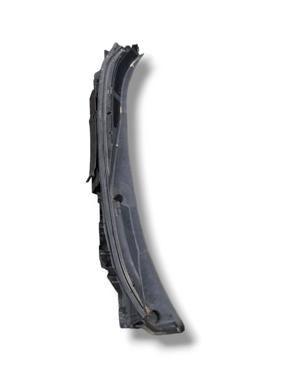 Windscreen drip tray Nissan X - trail T32 (2014 - 2020) COD:668624cc0A - F&P CRASH SRLS - Used Parts