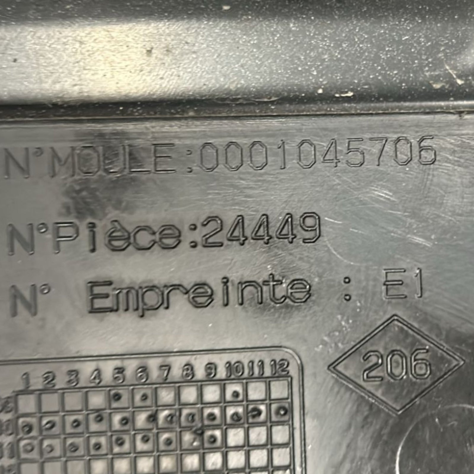 Griglia Anteriore Renault Master III (2010 > 2014) cod:0001045706 - F&P CRASH SRLS - Ricambi Usati