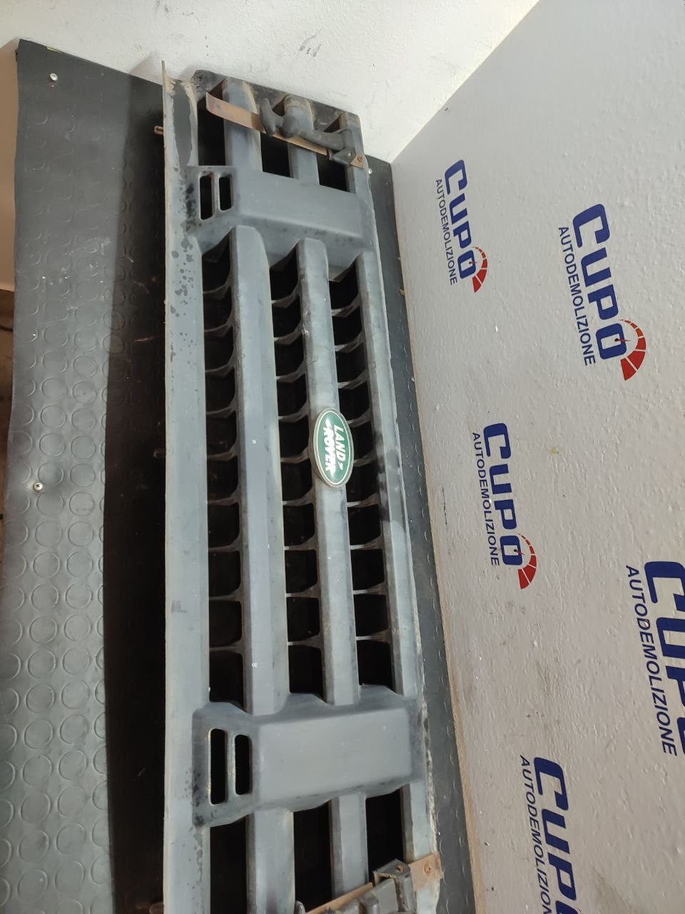 Griglia Mascherina anteriore Land Rover Discovery I ( 1989 ) - F&P CRASH SRLS - Ricambi Usati