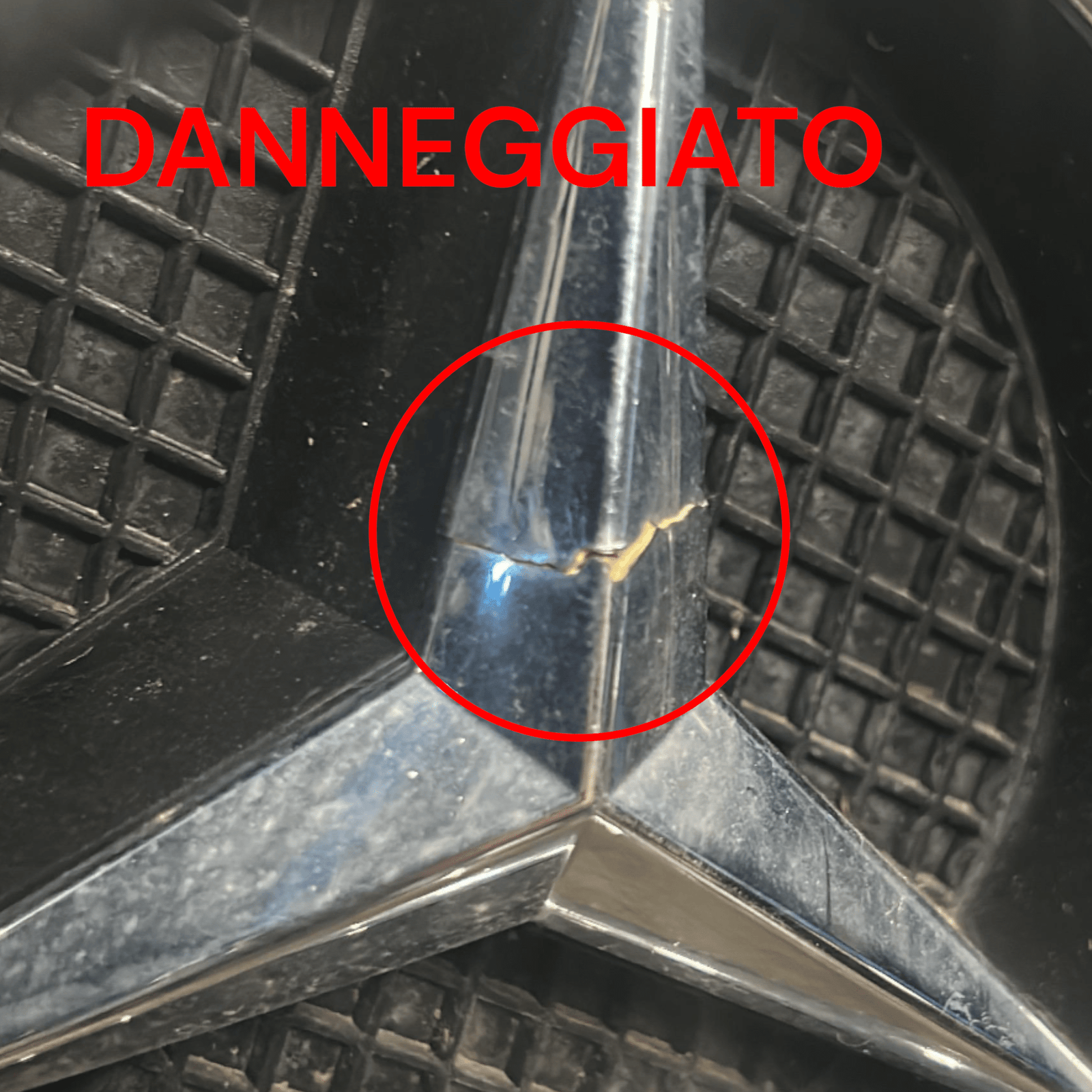 Griglia Paraurti Anteriore Mercedes Benz GLA (URBAN) (X156) cod.A1568880400 (2013 > 2019) cod.A0008880060 - F&P CRASH SRLS - Ricambi Usati