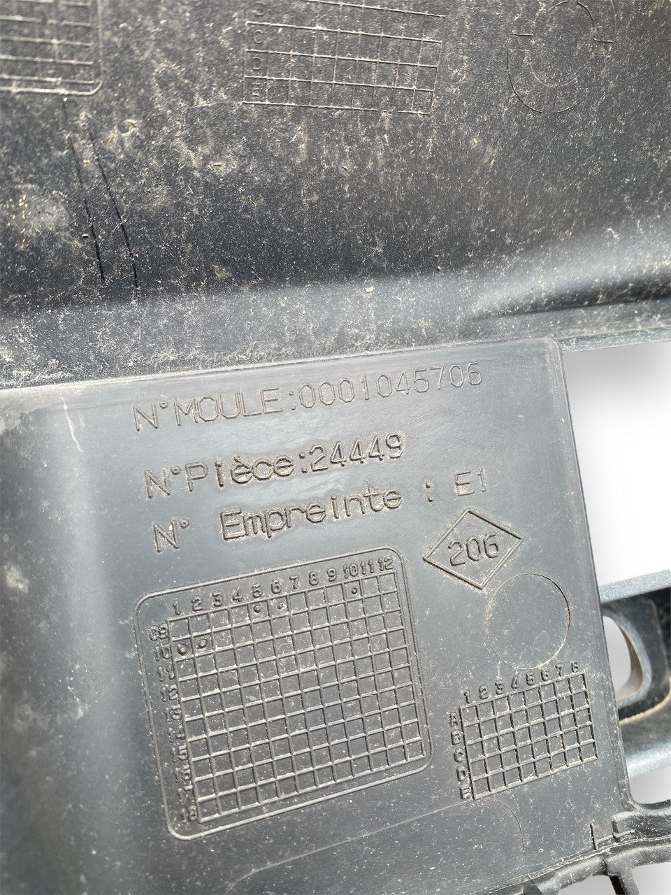 Griglia paraurti anteriore Renault Master 2.3 dci ( 2010 - 2014 ) cod. 0001045706 - F&P CRASH SRLS - Ricambi Usati