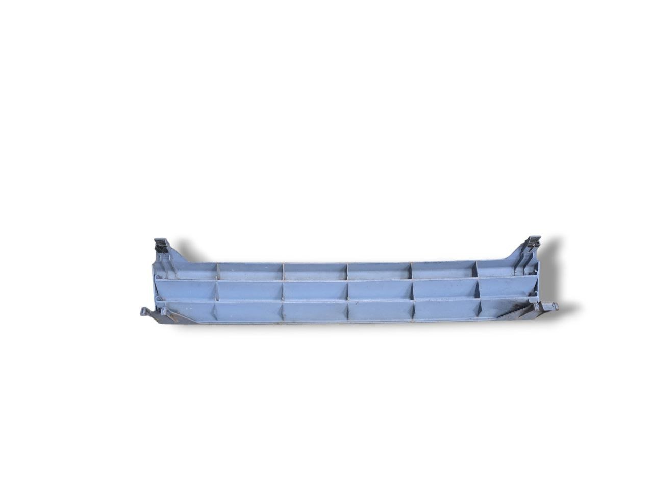 GRIGLIA PARAURTI ANTERIORE SEAT MARBELLA (1986 - 1998) - F&P CRASH SRLS - Ricambi Usati