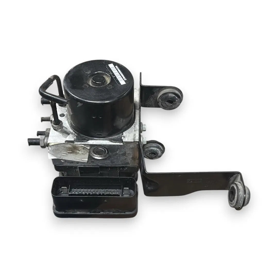 Gruppo ABS con pompa e centralina Ford C-Max 2010–2015 OEM BV61-2C405-AG - F&P CRASH SRL - Ricambi Usati