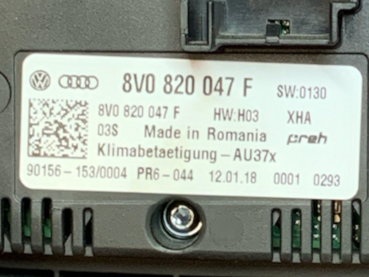 Gruppo Comandi Clima Audi A3 (8V1 - 2016) cod.8V0820047F - F&P CRASH SRLS - Ricambi Usati