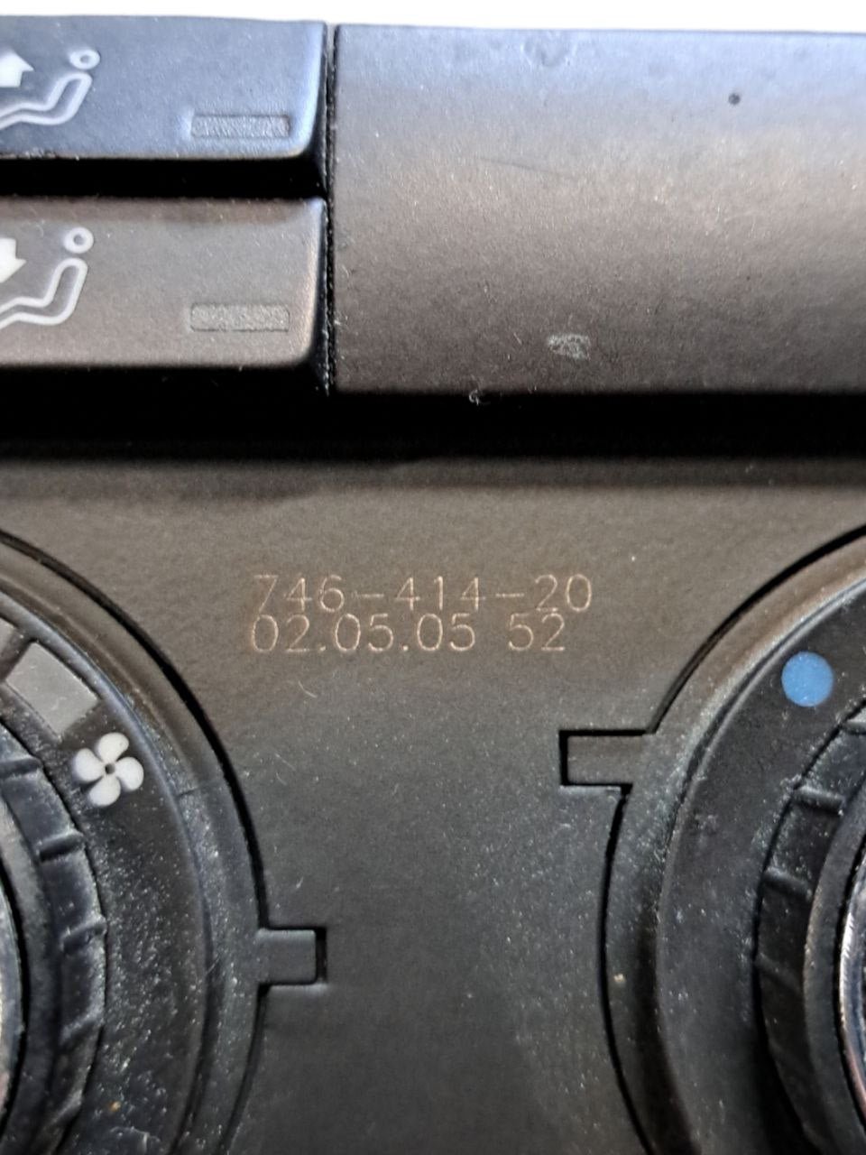 Automatic Climate Control Command Group Volkswagen Golf 5 Plus 1.6 Petrol (2005-2009) CODE:74641420 - F&P CRASH SRLS - Used Parts