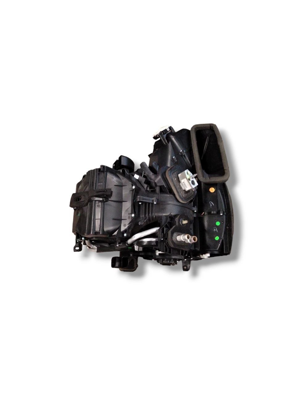 Gruppo Riscaldamento / Stufa Ford Ecosport 1.5 diesel (2015&gt;)cod.HN11 - 19B555 - F&amp;P CRASH SRLS - Ricambi Usati