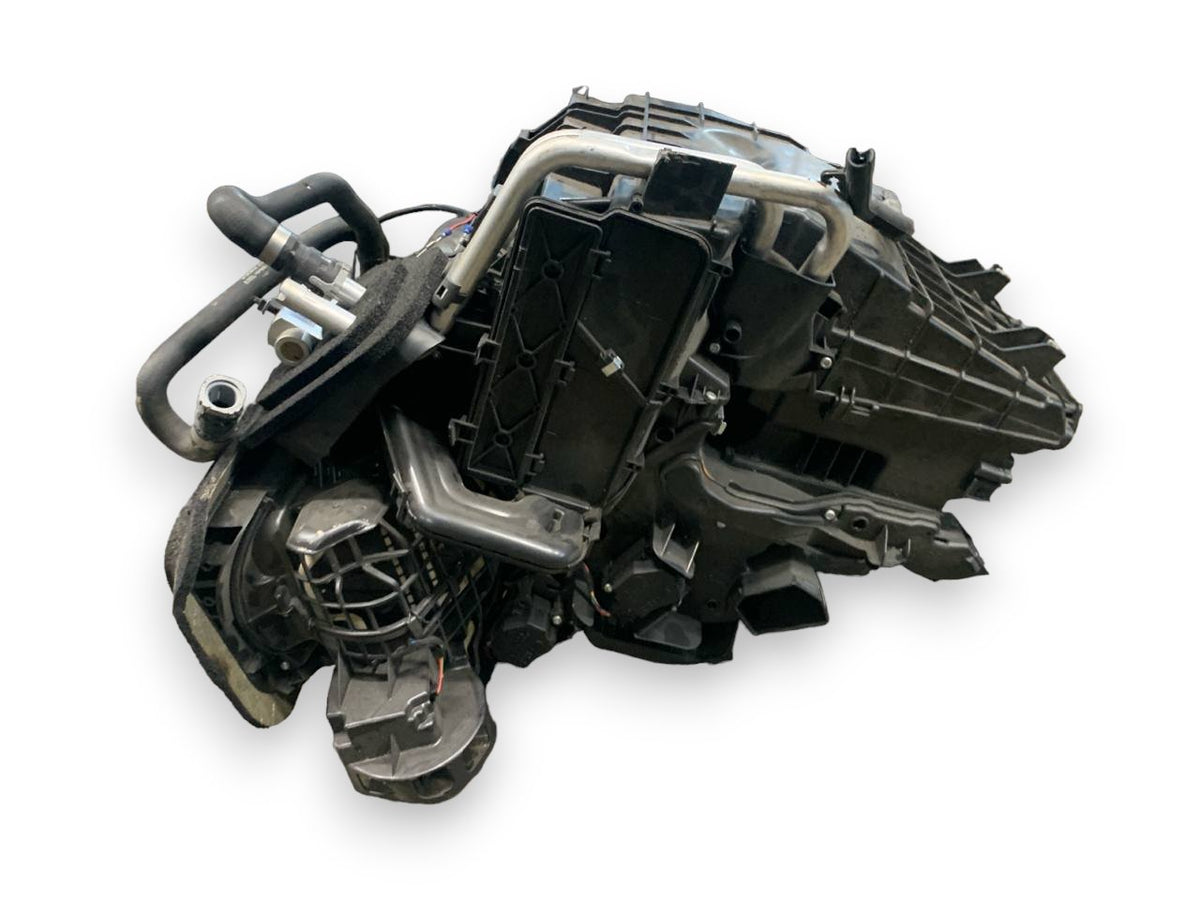 Heating Group / Manual Stove Volvo V70 2.4 Diesel (2001) cod.6g9n-18b539 - F&P CRASH SRLS - Used Parts