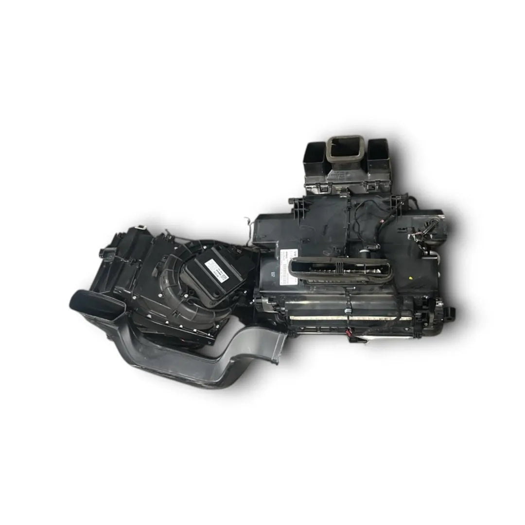 Gruppo riscaldatore abitacolo Audi A4 8W 2015–2019 cod. 8W1816005H