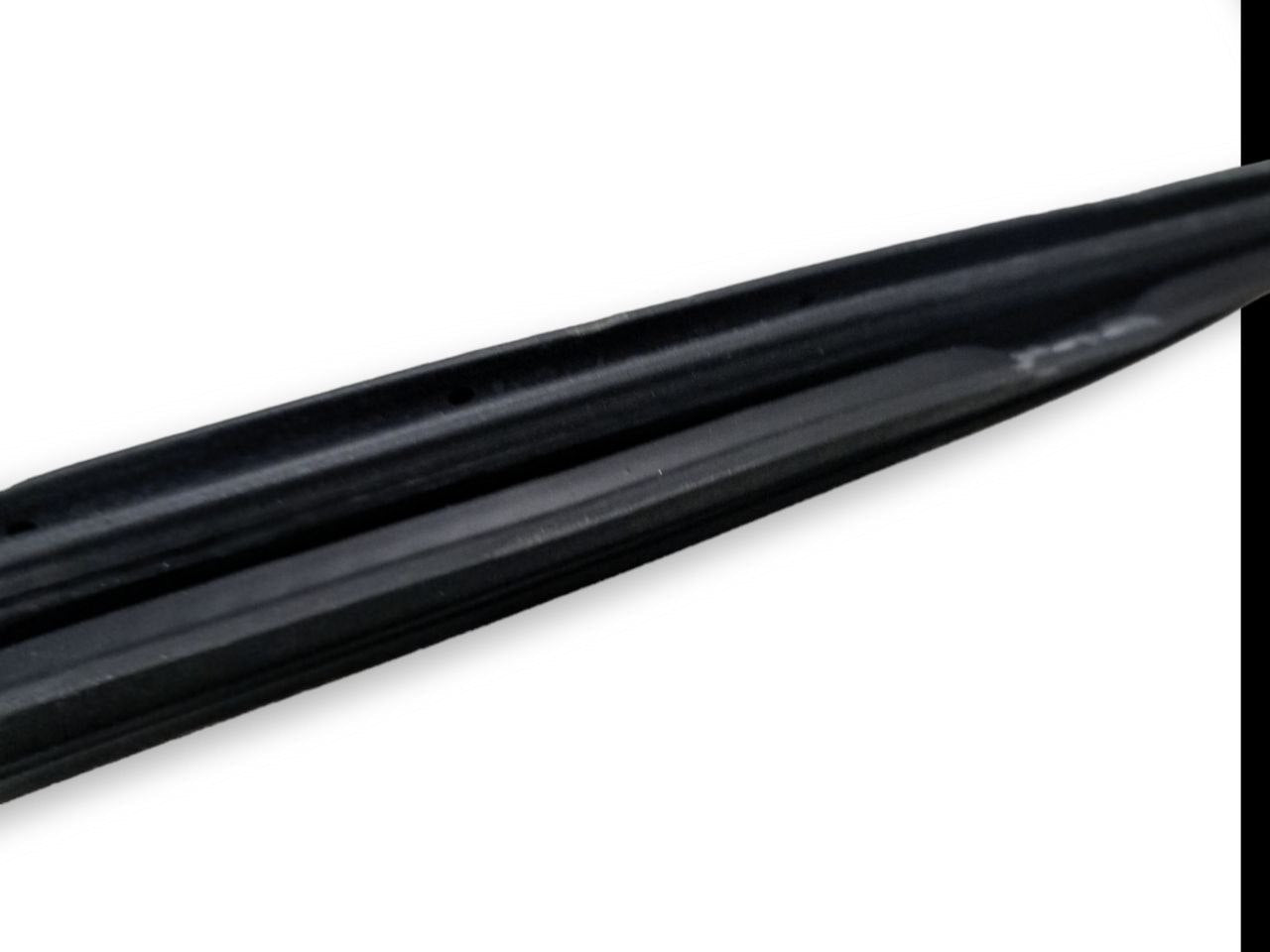 Front door seals right Mercedes - Benz Class C W205 (2014>) - F&P CRASH SRLS - Used Parts