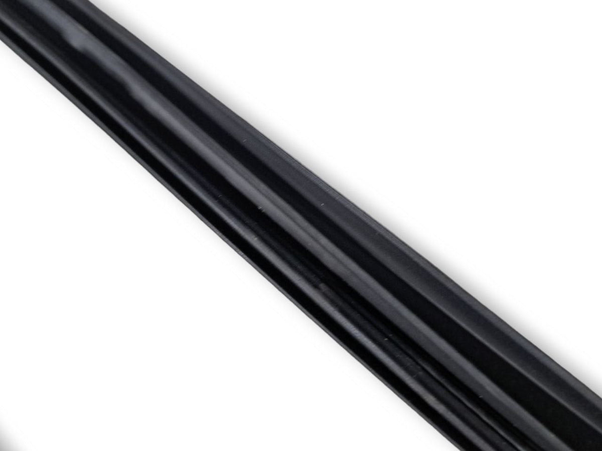 Front left door seals Mercedes - Benz Class C W205 (2014>) - F&P CRASH SRLS - Used Parts