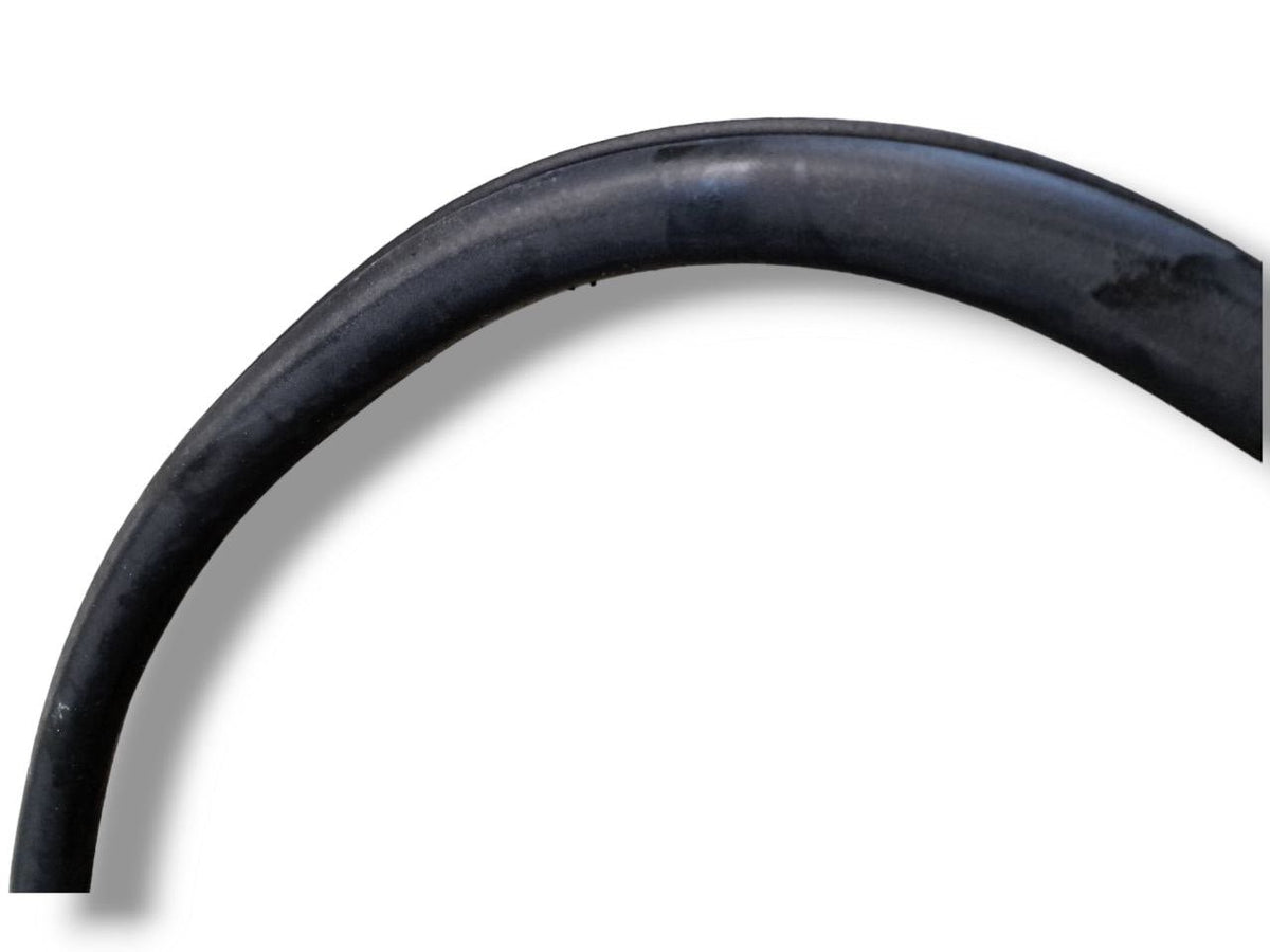 Door seals / rear door / right rear door Jeep Compass 4XE (2022) - F&P CRASH SRLS - Used Parts