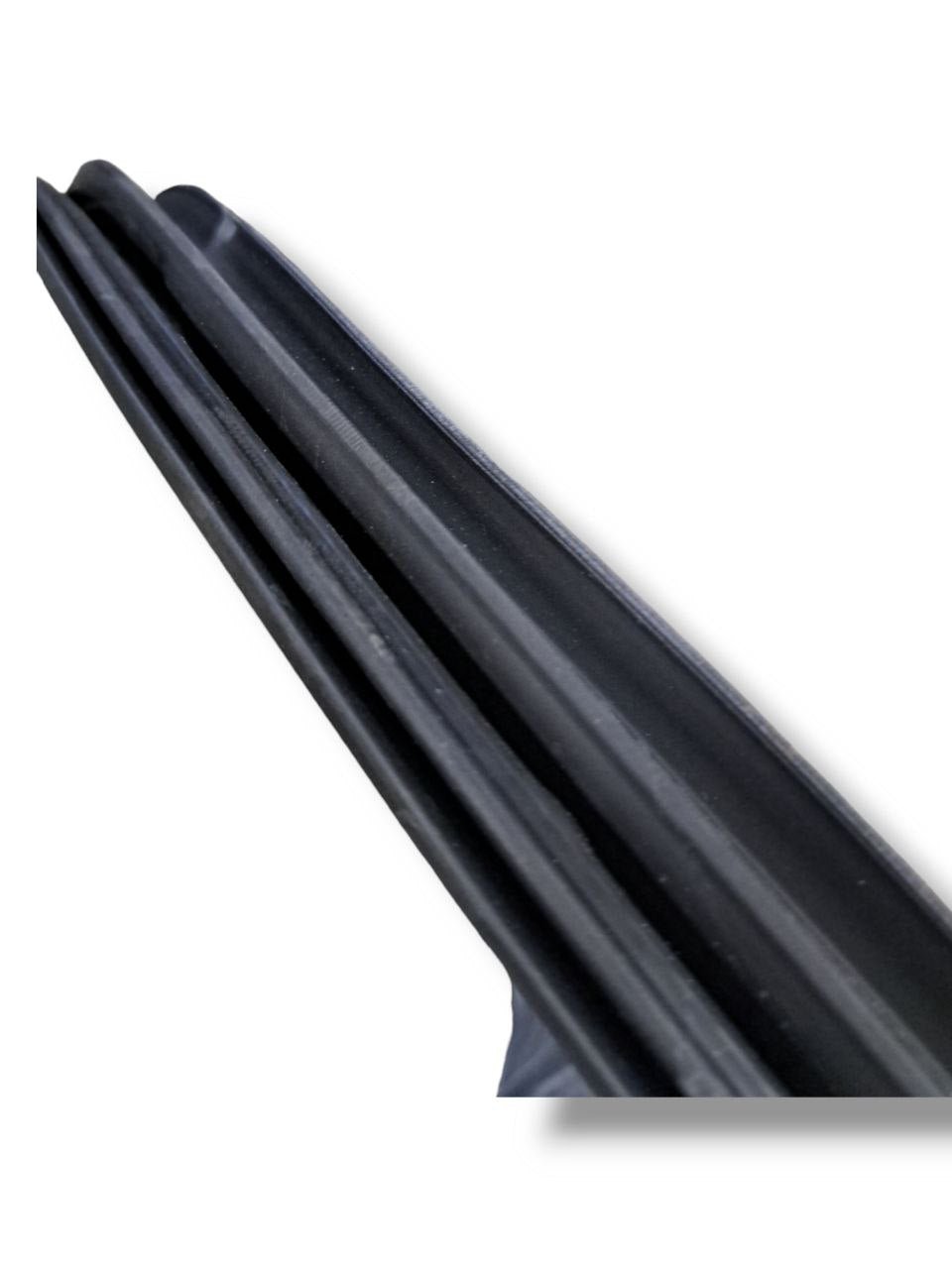 Left rear door seals Mercedes - Benz Class C W205 (2014>) - F&P CRASH SRLS - Used Parts