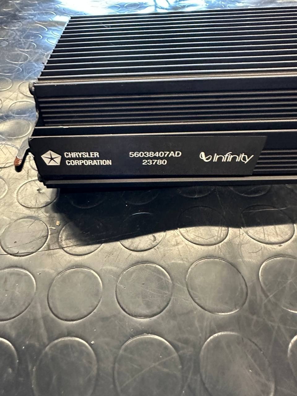 Audio system Amplifier Jeep Grand Cherokee (2001) code: 56038407ad - F&P CRASH SRLS - Used Parts