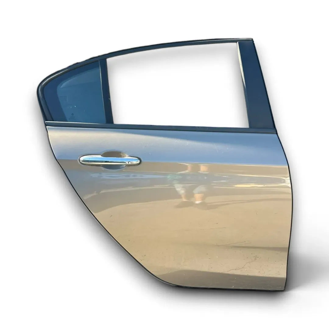 Portiera posteriore destra Fiat Tipo 2015–2021 OEM 52161630