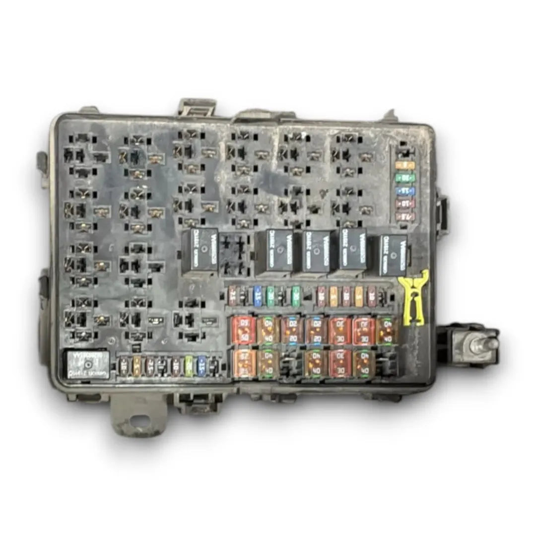 Scatola fusibili Maserati Ghibli dal 2013 OEM 670008652