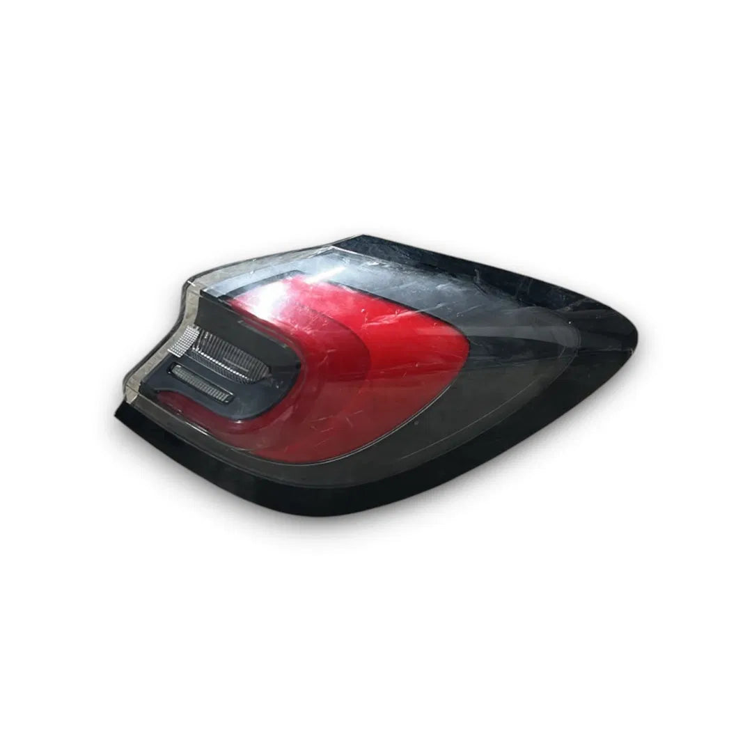 Fanale posteriore esterno destro Ford Puma 2019–2024 OEM 2579082