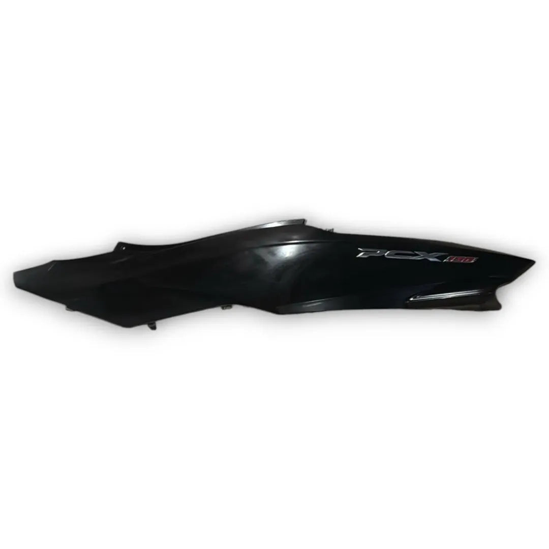 Carenatura anteriore laterale sinistra Honda PCX cod. 83610-K35-V000