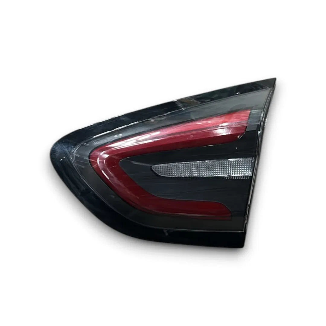 Fanale posteriore interno destro Ford Puma 2019–2024 OEM 2384037