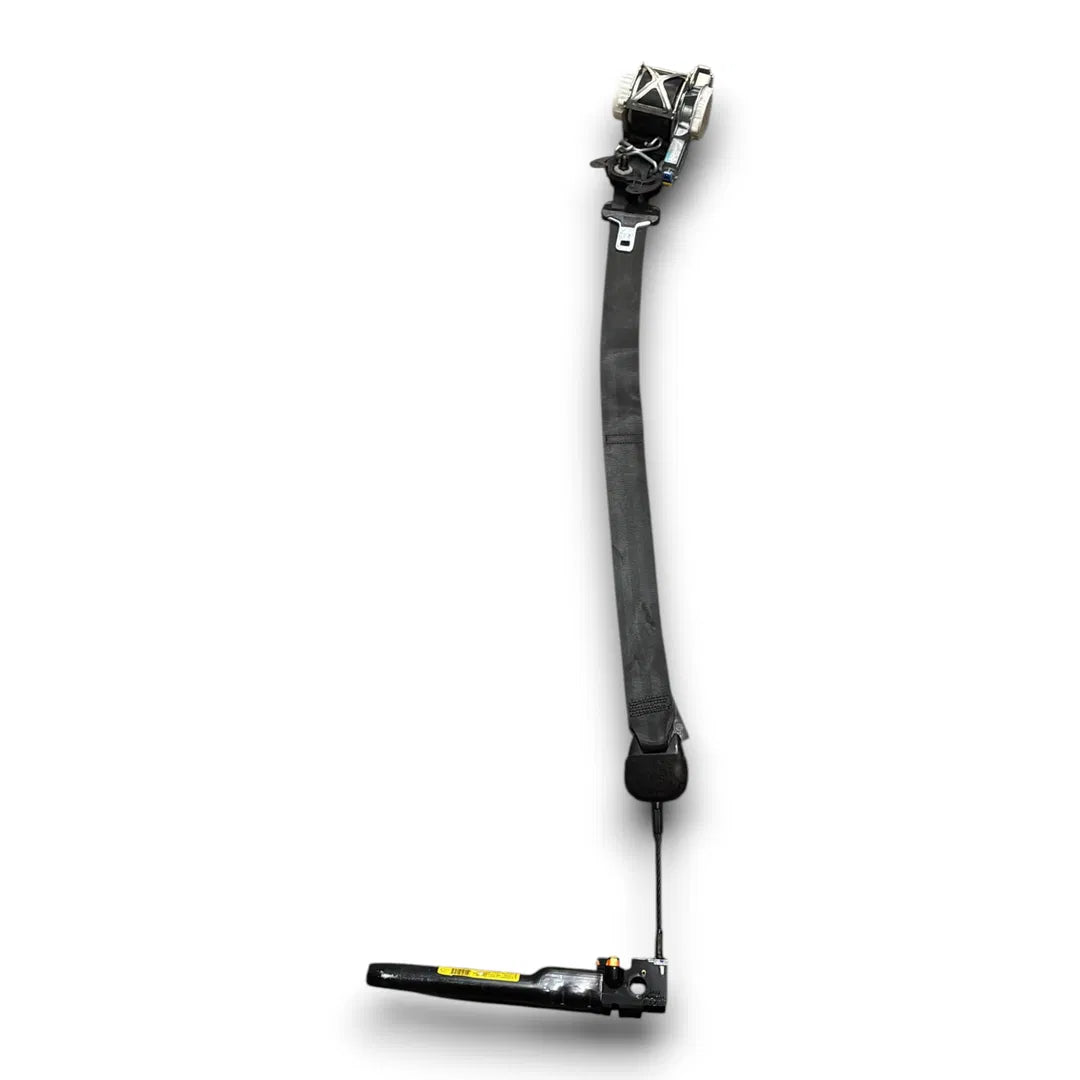 Fibbia cintura con pretensionatore destra anteriore Peugeot 3008 2009–2013 OEM 34068389E