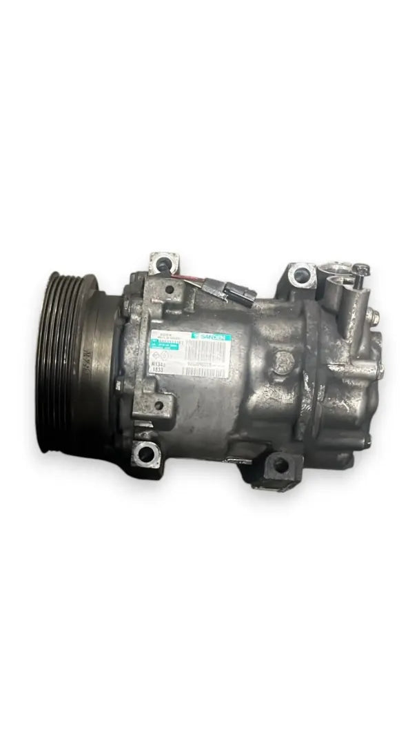 Compressore clima Renault Clio 3ª Serie OEM 8200819568