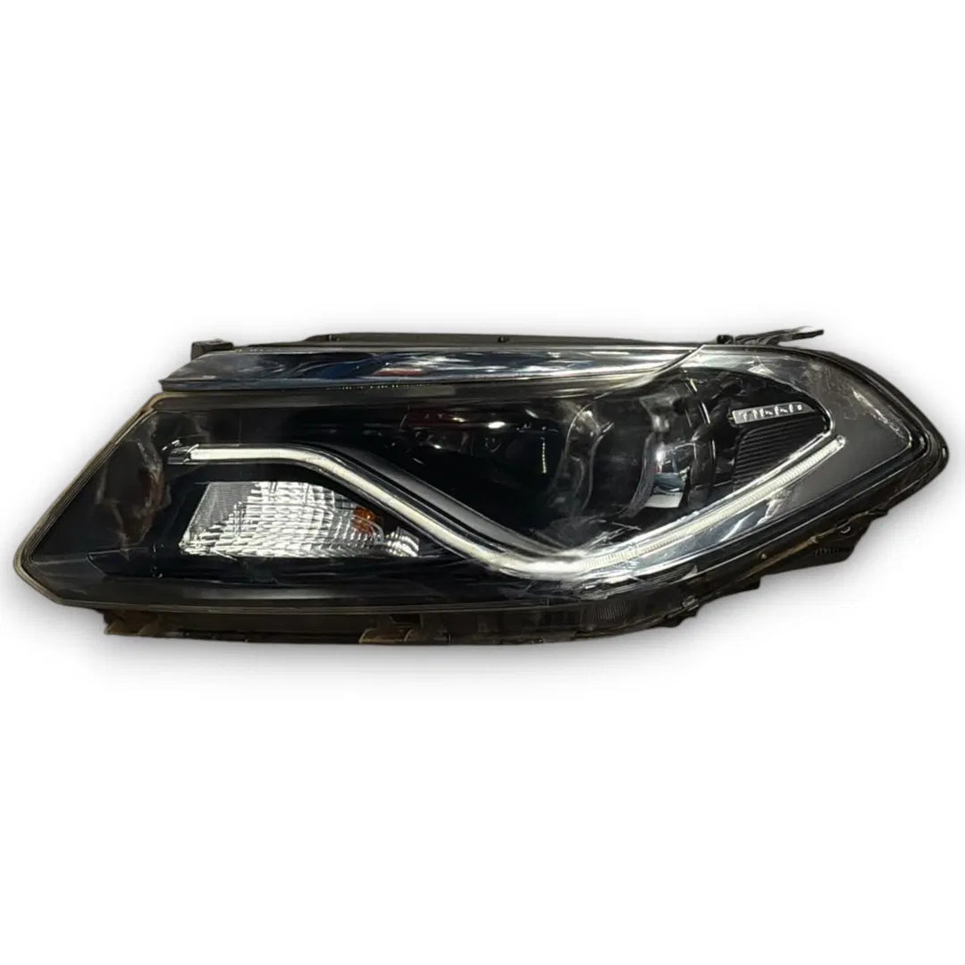 Faro anteriore destro DR6 2017–2021