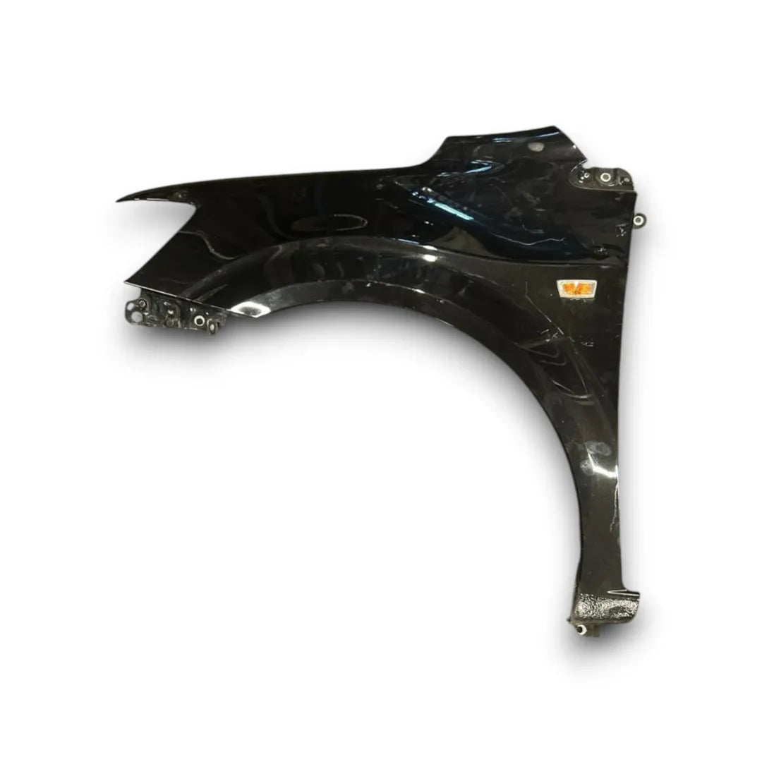 Parafango anteriore sinistro Chevrolet Aveo dal 2011 OEM 95483687