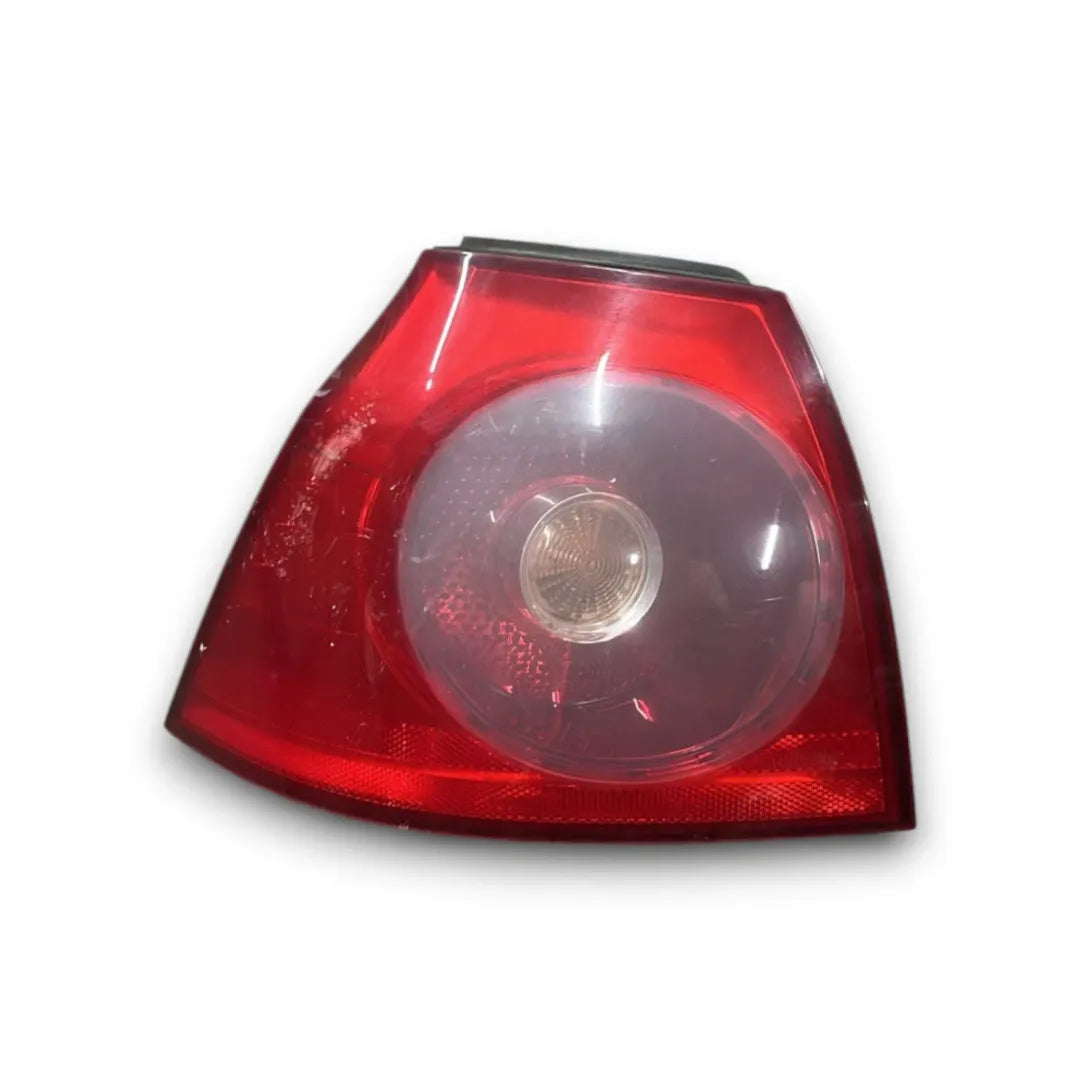 Fanale posteriore esterno sinistro Volkswagen Golf 2003–2009 OEM 1K6945095AC