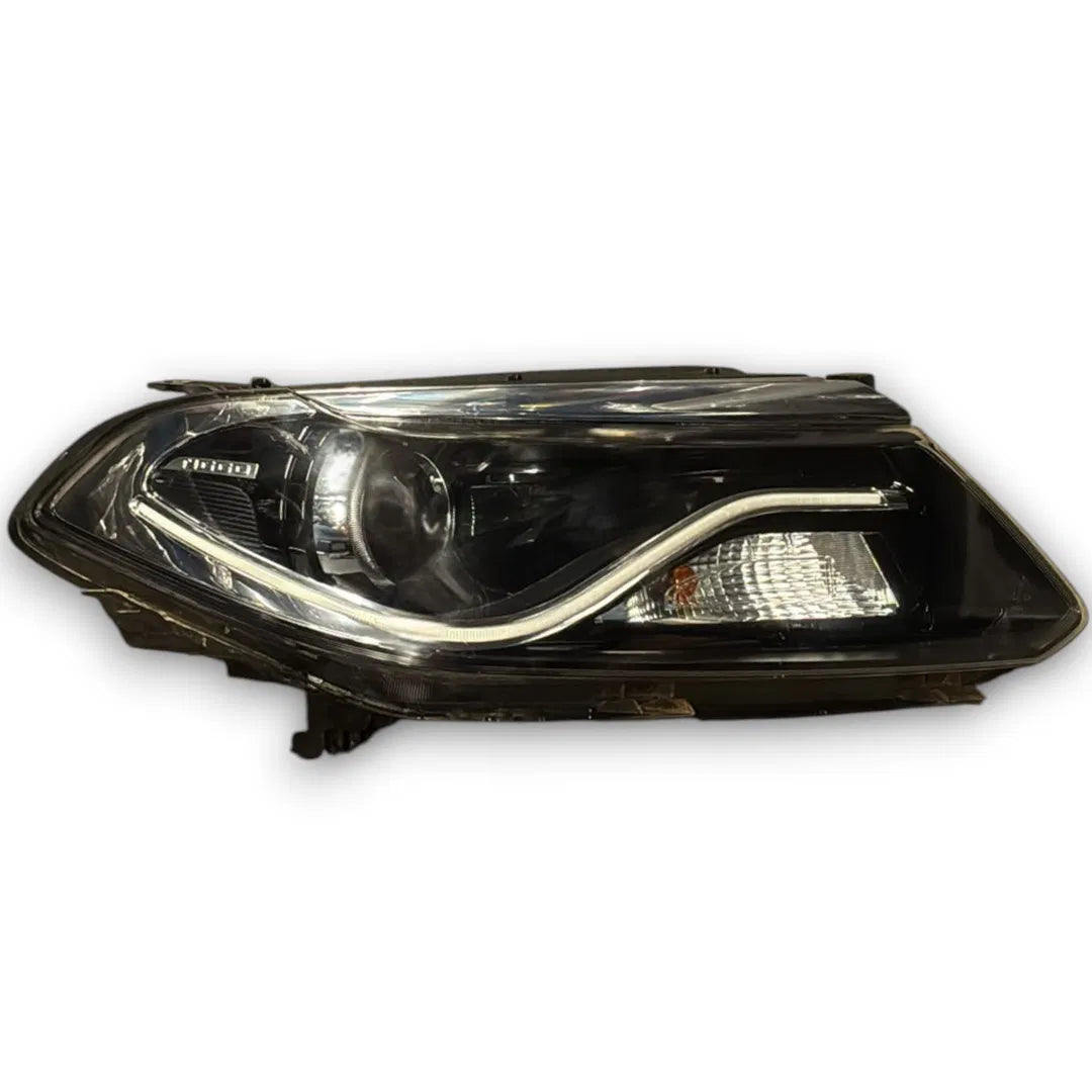 Faro anteriore sinistro DR6 2017–2021