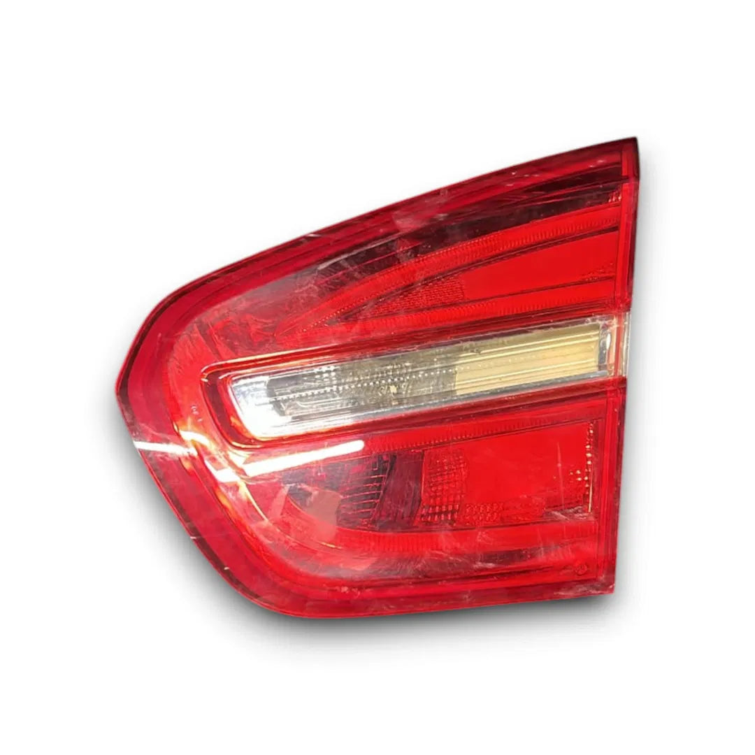 Fanale posteriore interno destro Mercedes-Benz Classe GLA X156 2014–2017 OEM A1569061458