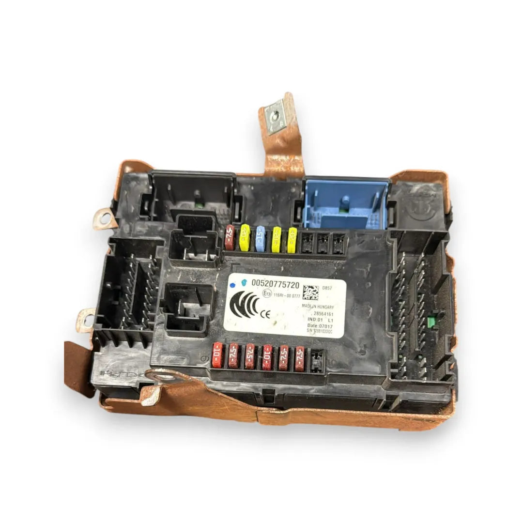 Body computer / centralina abitacolo Fiat 500X 5F cod. 00520775720