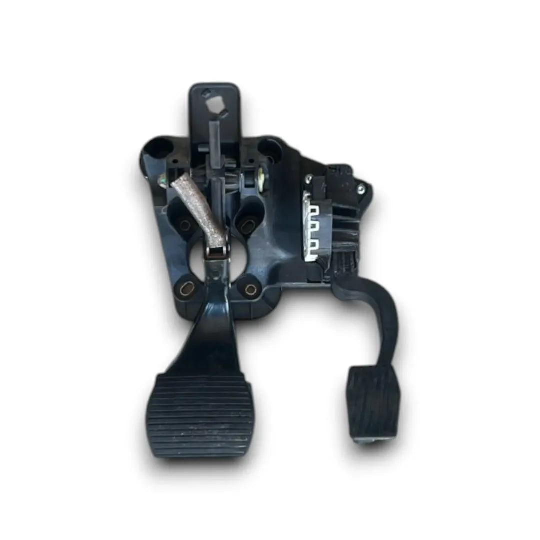 Pedali del freno e dell'acceleratore Fiat 500L 2012–2018 cod. 00519874110