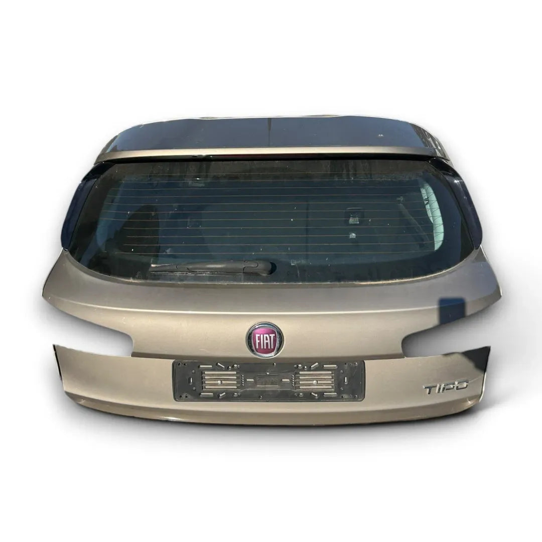 Portellone posteriore Fiat Tipo 2015–2021 OEM 52137340