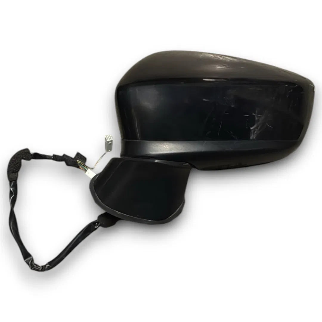 Specchietto retrovisore esterno sinistro Mazda 3 dal 2013 da riparare