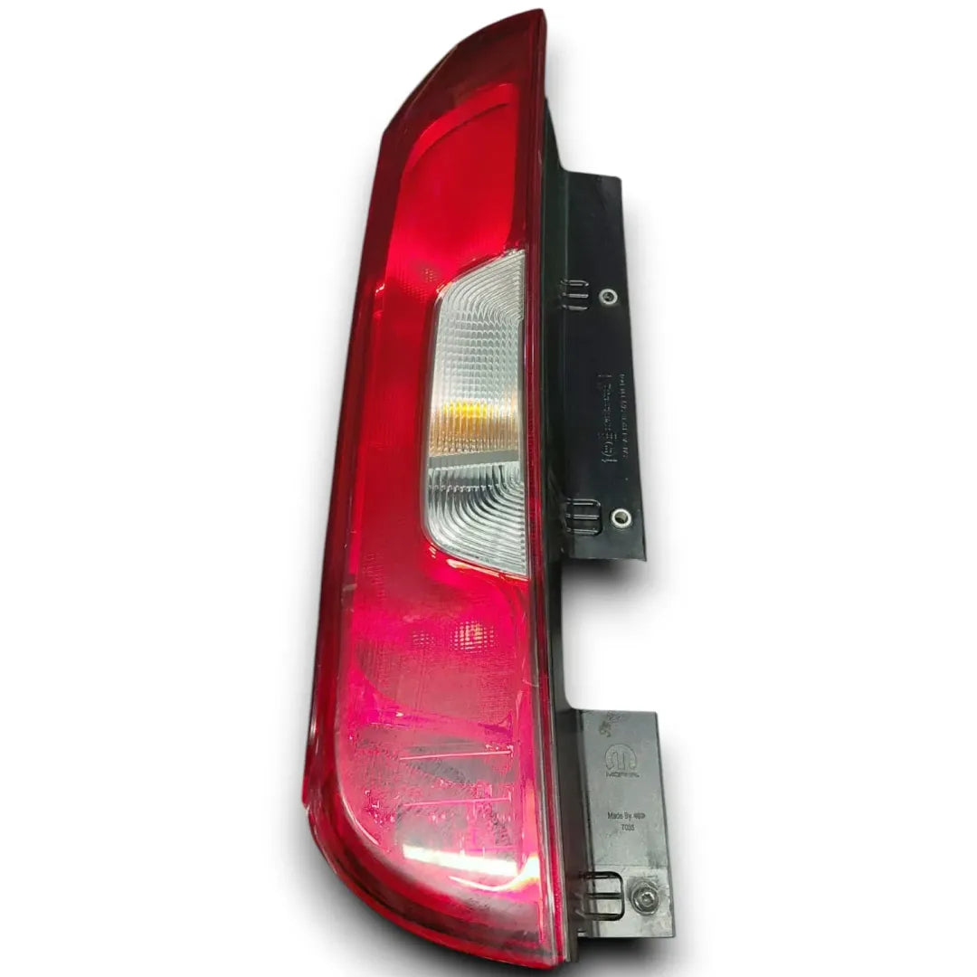 Fanale posteriore sinistro Fiat Doblò OEM 52044718