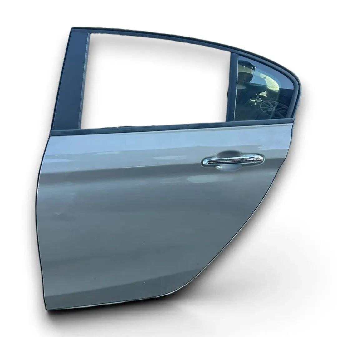 Portiera posteriore sinistra Fiat Tipo 2015–2021 OEM 52161646